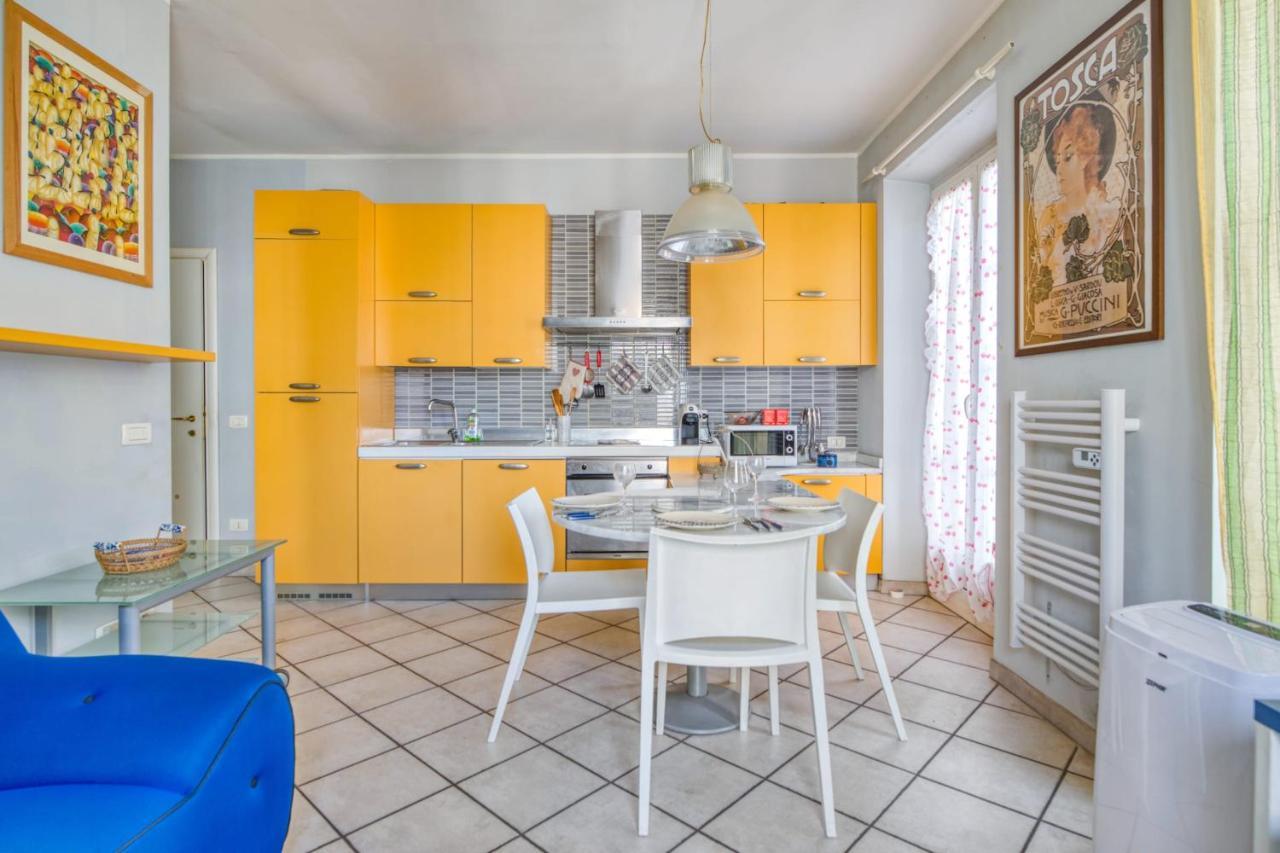 Charming Flat With Balcony In The Heart Of - Welkeys Lejlighed *